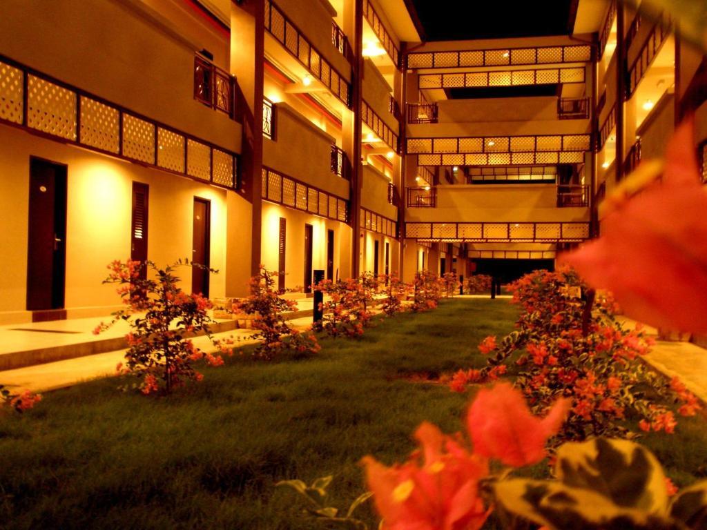 Hotel Seri Malaysia Kangar Buitenkant foto